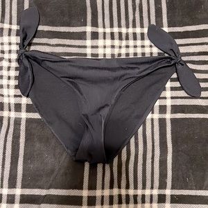 Bikini bottoms